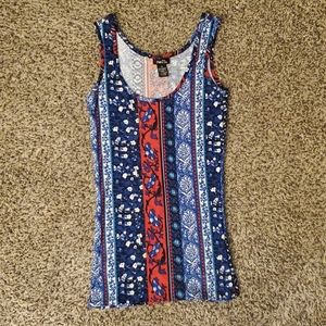 Multi color tank